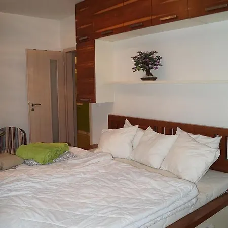 Klinovec Apartamento *