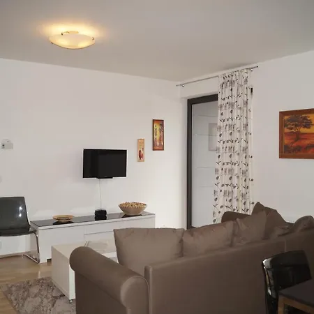 Klinovec Apartamento Loučná pod Klínovcem